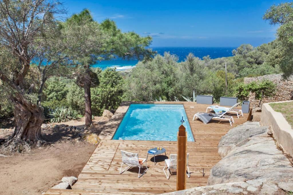 Villa Bodri, Maison En Pierre Avec Vue Mer Et Piscine Chauffee เอลเลอรูซ ภายนอก รูปภาพ