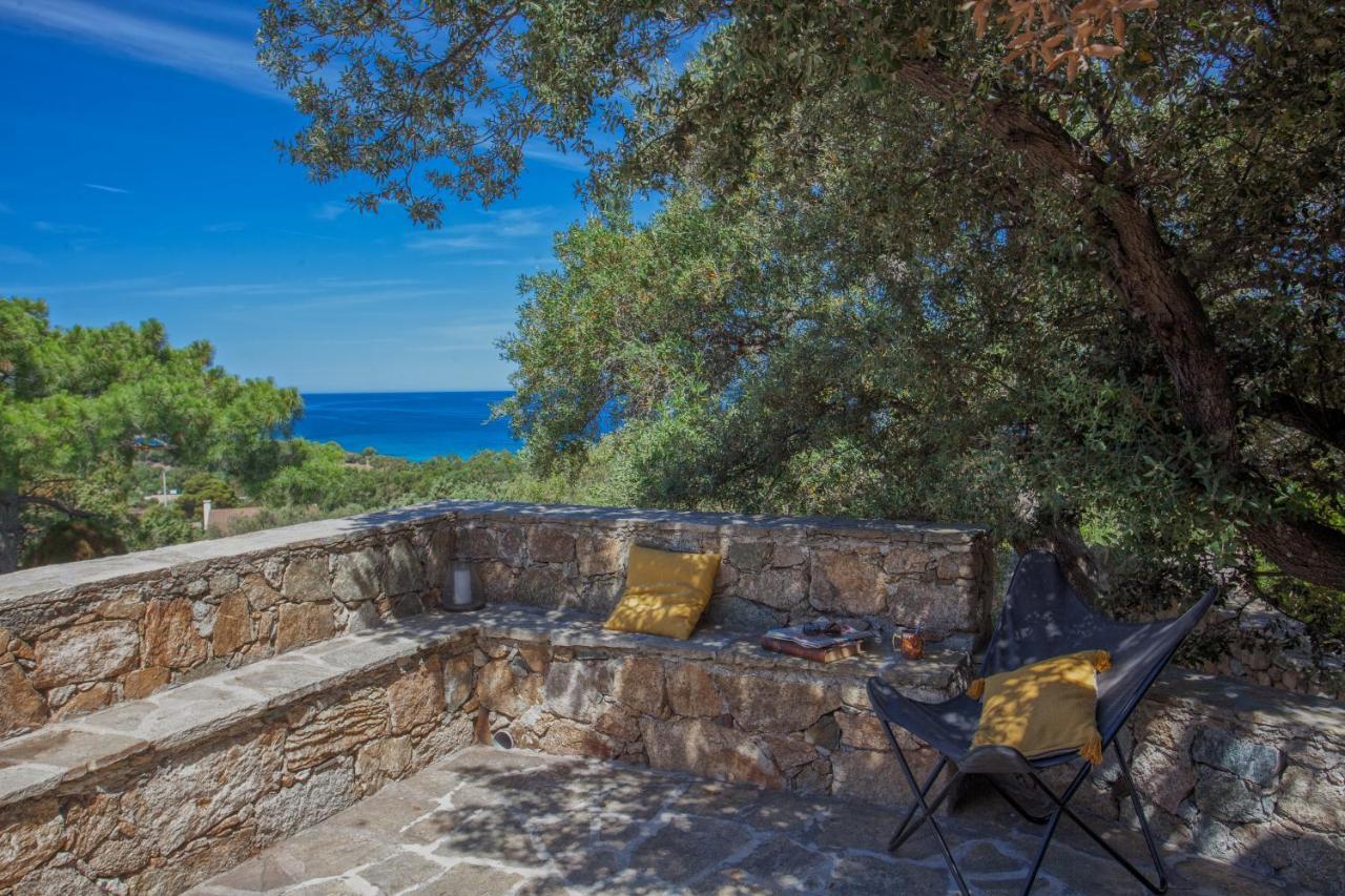 Villa Bodri, Maison En Pierre Avec Vue Mer Et Piscine Chauffee เอลเลอรูซ ภายนอก รูปภาพ