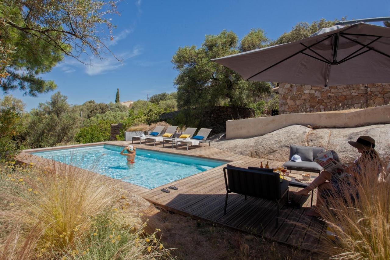 Villa Bodri, Maison En Pierre Avec Vue Mer Et Piscine Chauffee เอลเลอรูซ ภายนอก รูปภาพ